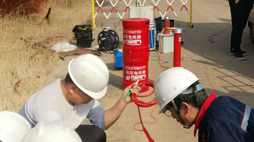 串联谐振耐压试验装置